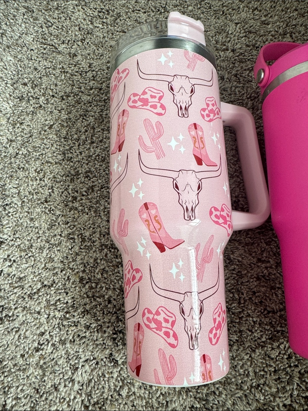 Set of 4 Insulated Tumblers and Bottles - Pink, Hot Pink, Mint, Gunmetal. Yeti - Picture 2 of 5